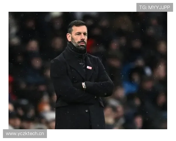 范尼加入荷兰教练组 致力分享经验